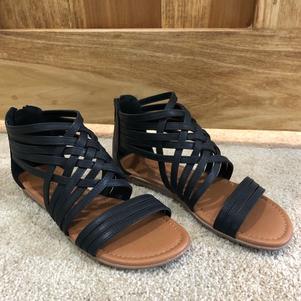Cityclassified black strappy sandals